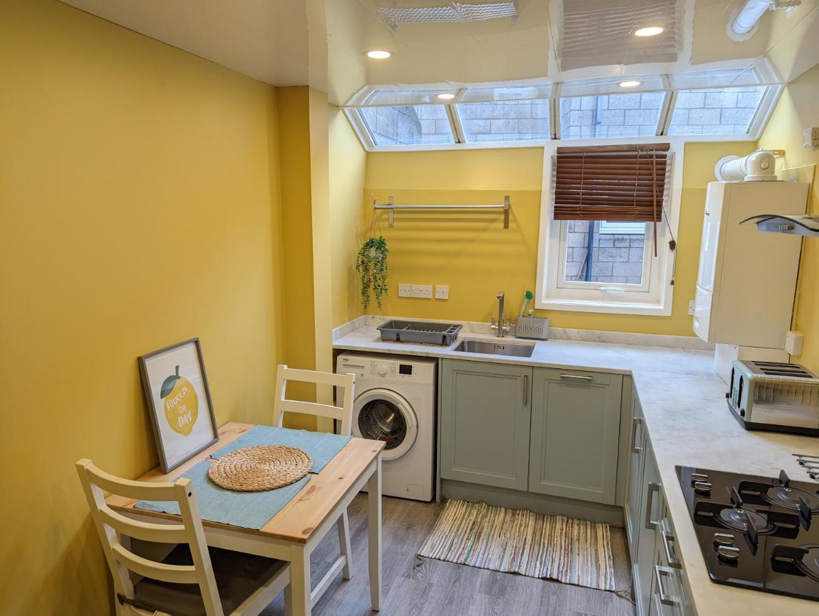 Family Friendly Central Garden Flat Edinburgh Exterior photo